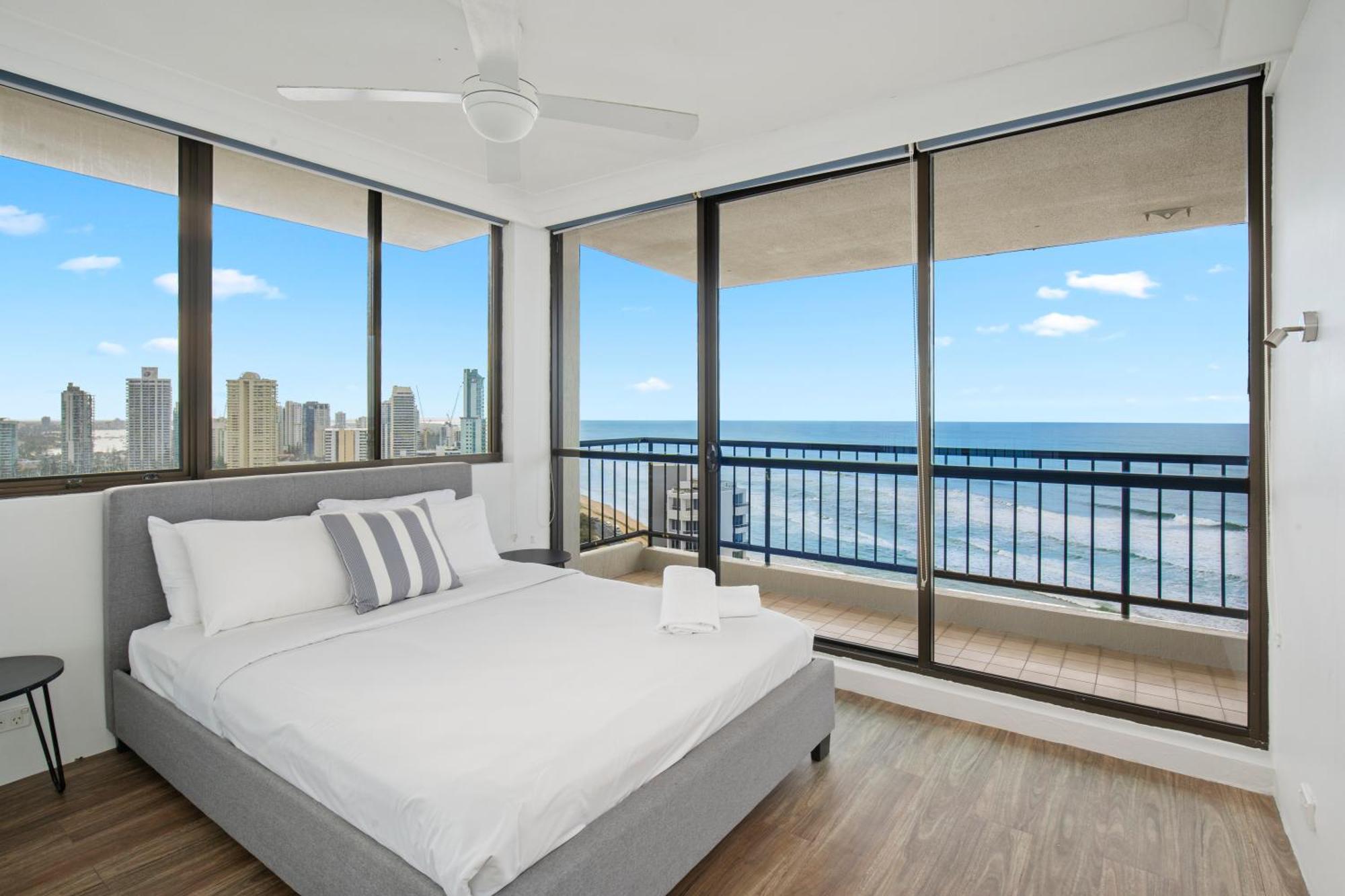 Capricorn One Beachside Holiday Apartments - Official Gold Coast Exterior foto