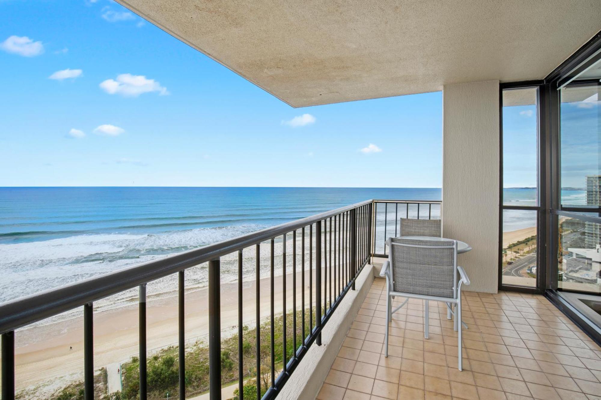 Capricorn One Beachside Holiday Apartments - Official Gold Coast Exterior foto